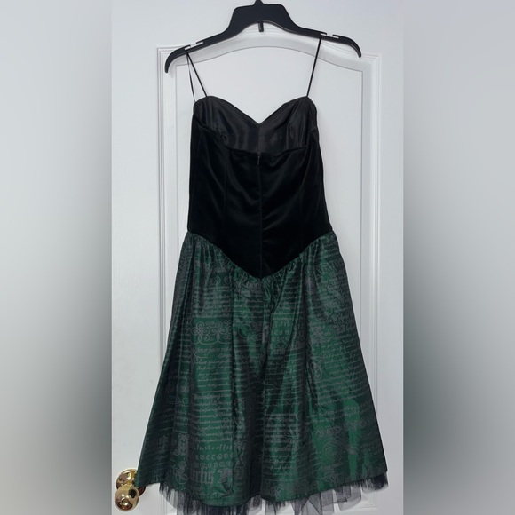 Vintage Corset Style Green Strapless Dress - Picture 4 of 4